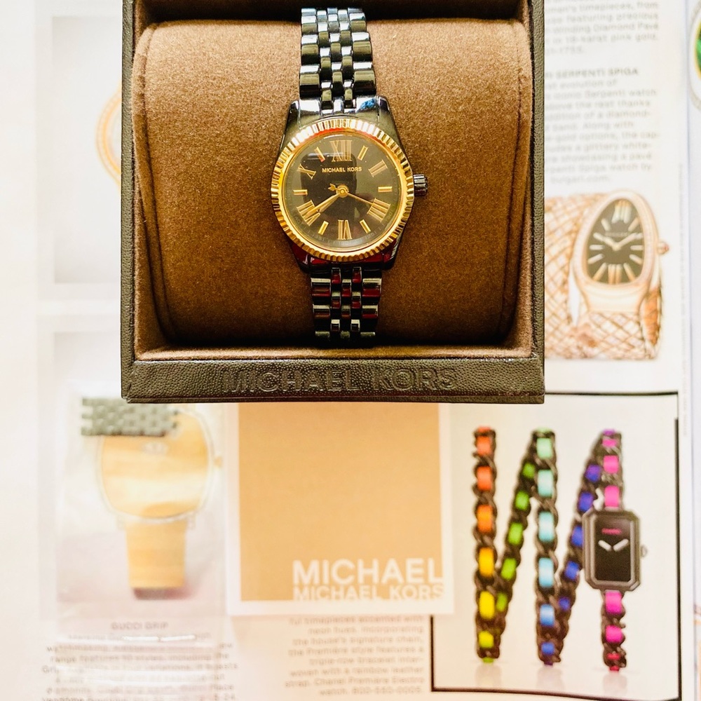 Michael Kors Darci Watch - Picture 2 of 2